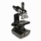 Digitální trinokulární mikroskop Levenhuk D870T 1